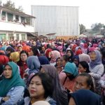 Perusahaan Pailit 3.000 Buruh Demo