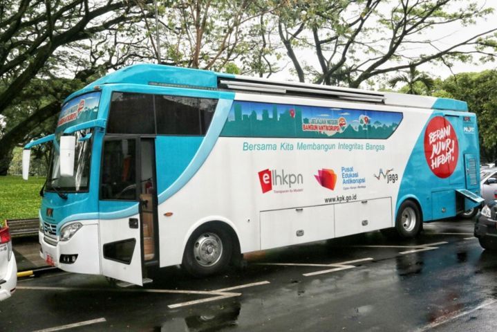 Bus KPK Berikan Edukasi Anti Korupsi