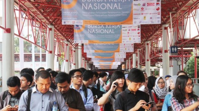 Ditargetkan Turun Dua Persen Angka Pengangguran Setiap Tahun Ditargetkan Turun Dua Persen Angka Pengangguran Setiap Tahun