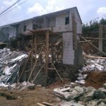 9 Rumah Sukanagara Resort Ambruk