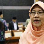 Anģgota DPR RI Ledia Hanifa Cecar Pertanyaan Mendikbud Tentang Keterlambatan Dana Bos