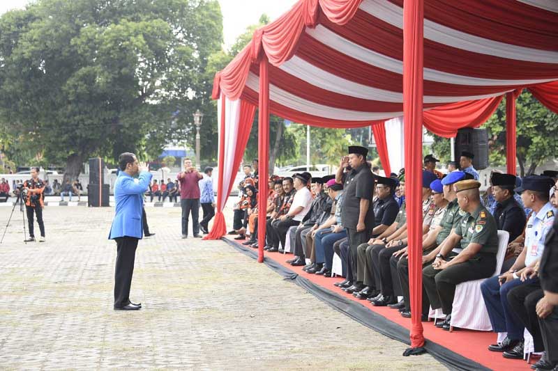 Nasib Bangsa di Tangan Pemuda Nasib Bangsa di Tangan Pemuda