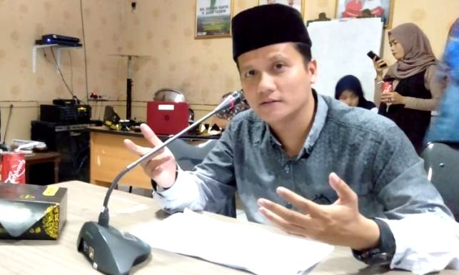 Panwaslu Terima Laporan Pelanggaran Panwaslu Terima Laporan Pelanggaran