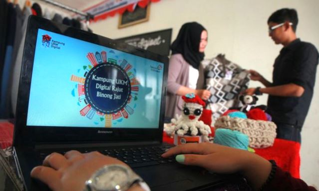 Pelaku UMKM Harus Ikuti Perkembangan Peresmian Kampung UKM Digital Kampung Rajoet - Fajri Achmad NF - 04082016~06 -