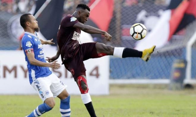 Persib Gagal ke Puncak Klasemen