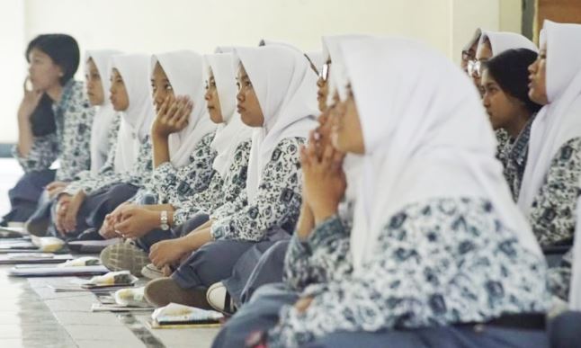 SMKN 3 Bandung Gelar Pelatihan Kewirausahaan