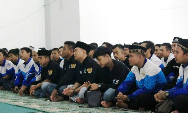 XTC Gelar Salat Gaib