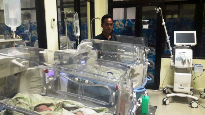 Terlempar Dua Meter saat Gempa