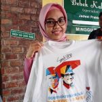 Kaos Ada Tekenan Sandi Laku Rp 2 Juta