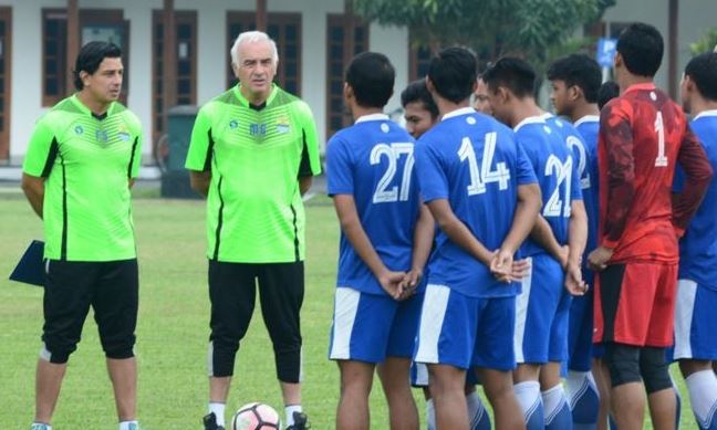 Pemain Diminta Adaptasi pada Cuaca Pemain Diminta Adaptasi pada Cuaca