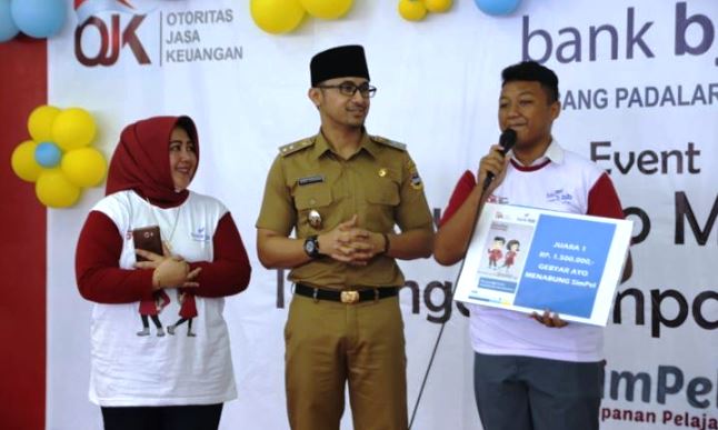 hengki ajak pelajar gemar menabung