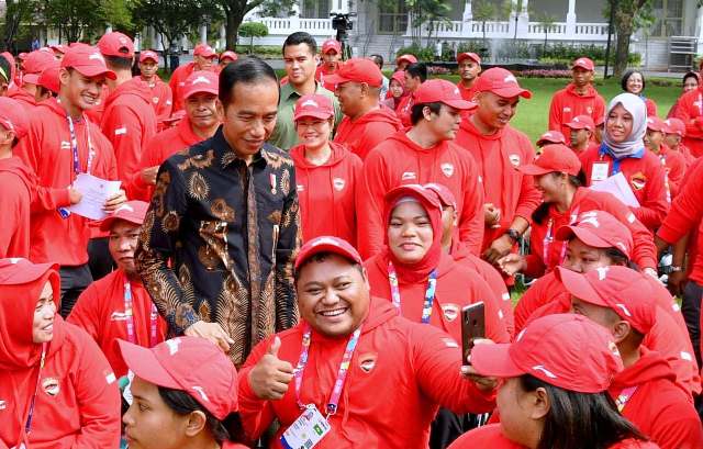 Jokowi Targetkan Bisa Meraih 8 Besar Jokowi Targetkan Bisa Meraih 8 Besar