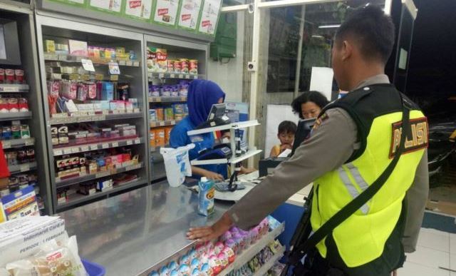 Langgar Ketentuan, Satpol Tidak Bertindak minimarket