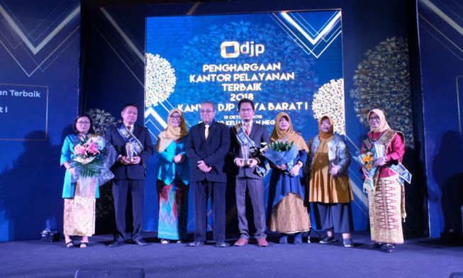 penghargaan Kantor Pelayanan Pajak (KPP) - djp jabar 1