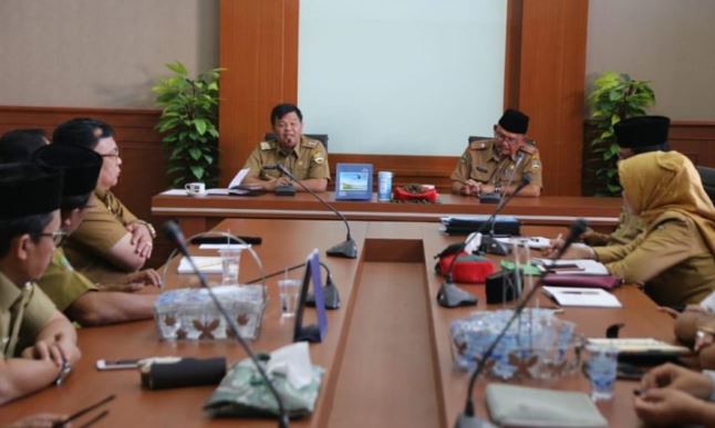 skpd diminta kejar target