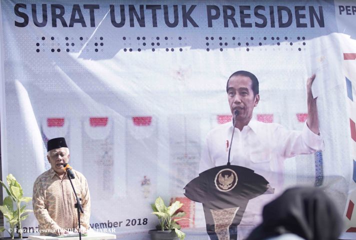 Menulis Surat untuk Presiden Jokowi
