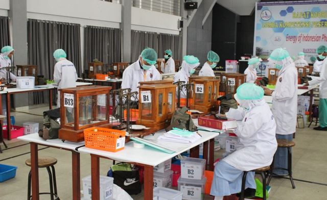 SMKN 7 Bandung Rujukan Sekolah Farmasi se Indonesia
