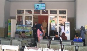 Ruang tunggu pelayanan di RSUD Cibabat terlihat kosong dari warga yang hendak berobat.