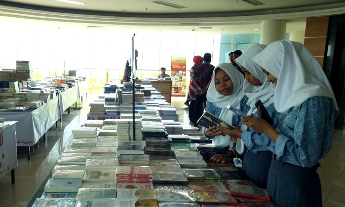 Hari Kunjung Perpustakaan Meriah
