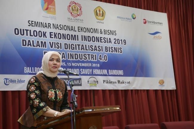 Revolusi Industri 4.0 Jadi Tantangan Indonesia Revolusi Industri 4.0 Jadi Tantangan Indonesia