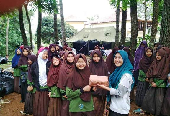 Belajar Bertahan Hidup di Alam Bebas