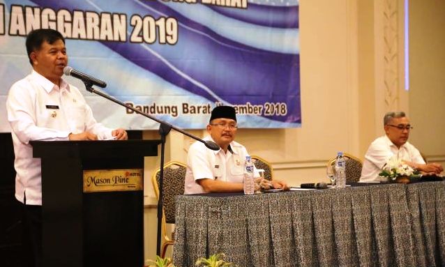 Bupati Soroti Postur Anggaran 2019