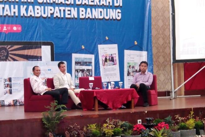 Medsos untuk Informasi