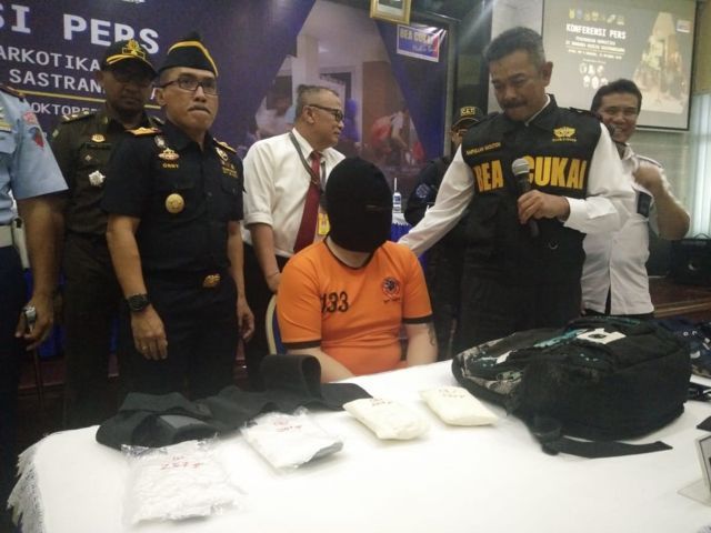 Warga Malaysia Selundupkan 1 Kg Sabu