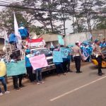 PHK Sepihak, Pekerja Lakukan Aksi Protes