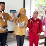 Sosialiasi JKN-KIS Sambangi Masyarakat Desa Giriasih Kabupaten Bandung Barat