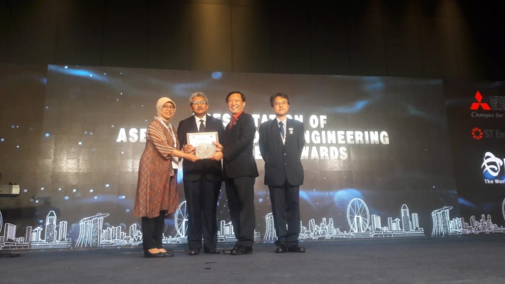 PT Rekayasa Industri Raih Penghargaan ASEAN Engineering Award 2018 PT Rekayasa Industri Raih Penghargaan ASEAN Engineering Award 2018