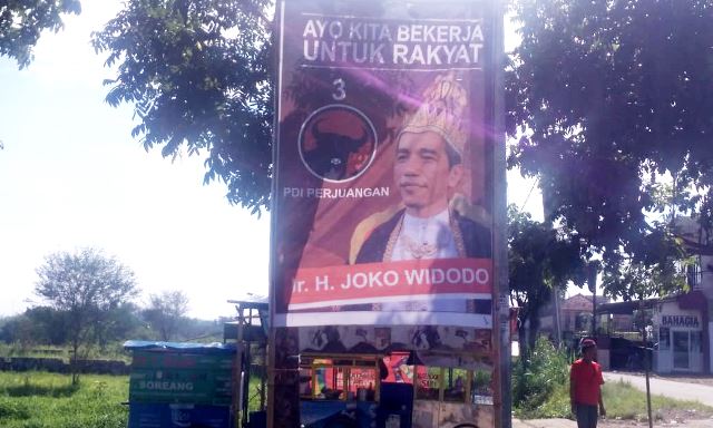 Poster Raja Jokowi Beredar di Soreang
