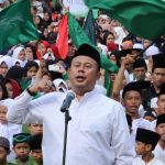 6.000 Santri Ikuti Jalan Sehat di Majalaya