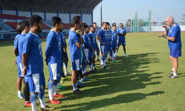 Turunkan Kekuatan 18 Pemain