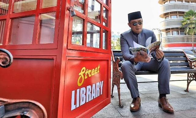 street library