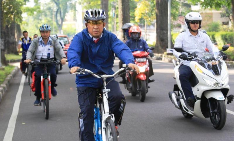 Benny Harus Tetap dilantik