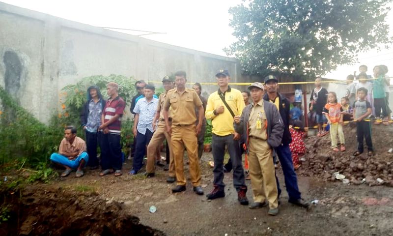 Dinas PUPR Tanggap Tangani Jalan Amblas