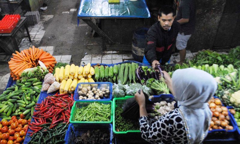 Restribusi Pedagang Pasar Naik 100 Persen Restribusi Pedagang Pasar Naik 100 Persen