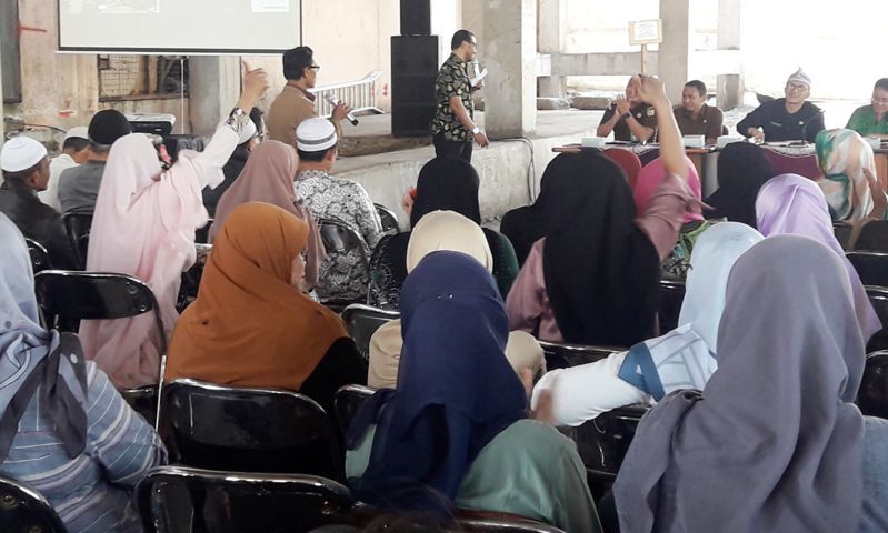 Proyek Pasar Atas Meleset Dari Target