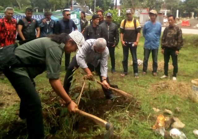 Relawan Pohon, Tanami SOR Arcamanik