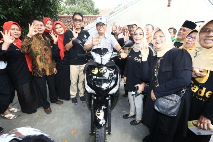 Dari Sampah Bisa Dapatkan Emas