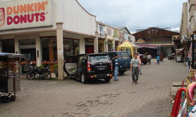 Sampah Pasar Sayati Masih Jadi Masalah Sampah Pasar Sayati Masih Jadi Masalah