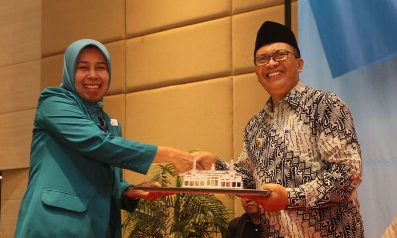 Penghargaan untuk 46 Lembaga dan Perusahaan