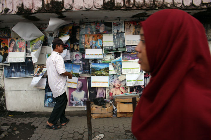 Hati-hati Ada Oknum, Keliling Jual Kalender