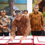 Hari Ini, 13 Daerah Akan Terima Bus Wisata