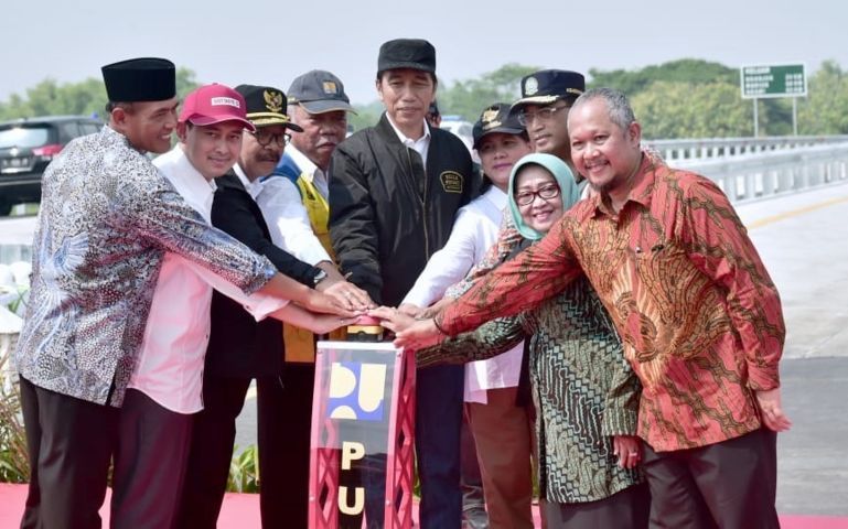 Dorong Pertumbuhan Ekonomi dan Industri