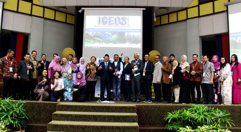 Bahas Isu Permasalahan di Lingkungan