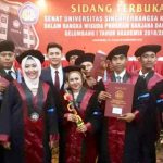Petugas Kebersihan dan Satpam Kampus Lulus Wisuda
