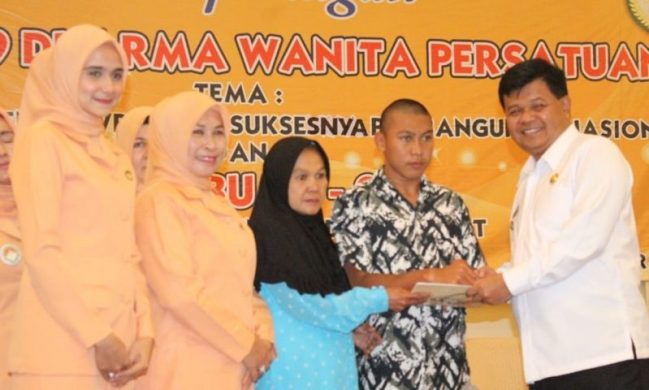Wanita Berkontribusi untuk Pembangunan