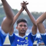Ilham Dipromosikan Bersama Pemain Senior